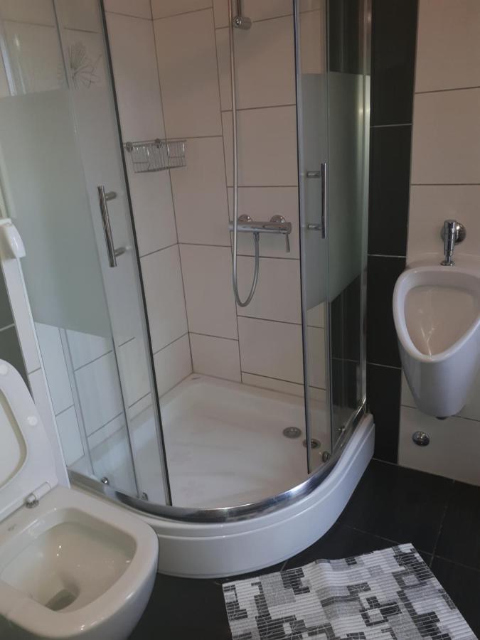 Apartment Lucija 科斯特雷纳 外观 照片
