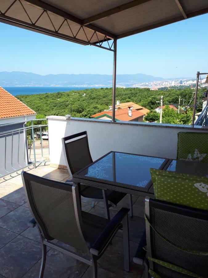 Apartment Lucija 科斯特雷纳 外观 照片